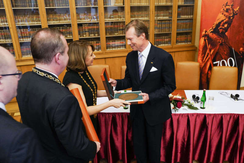 Prix international Charles IV remis à Son Altesse Royale le Grand-Duc dans le cadre des festivités pour les 700 ans de la naissance de Charles IV
