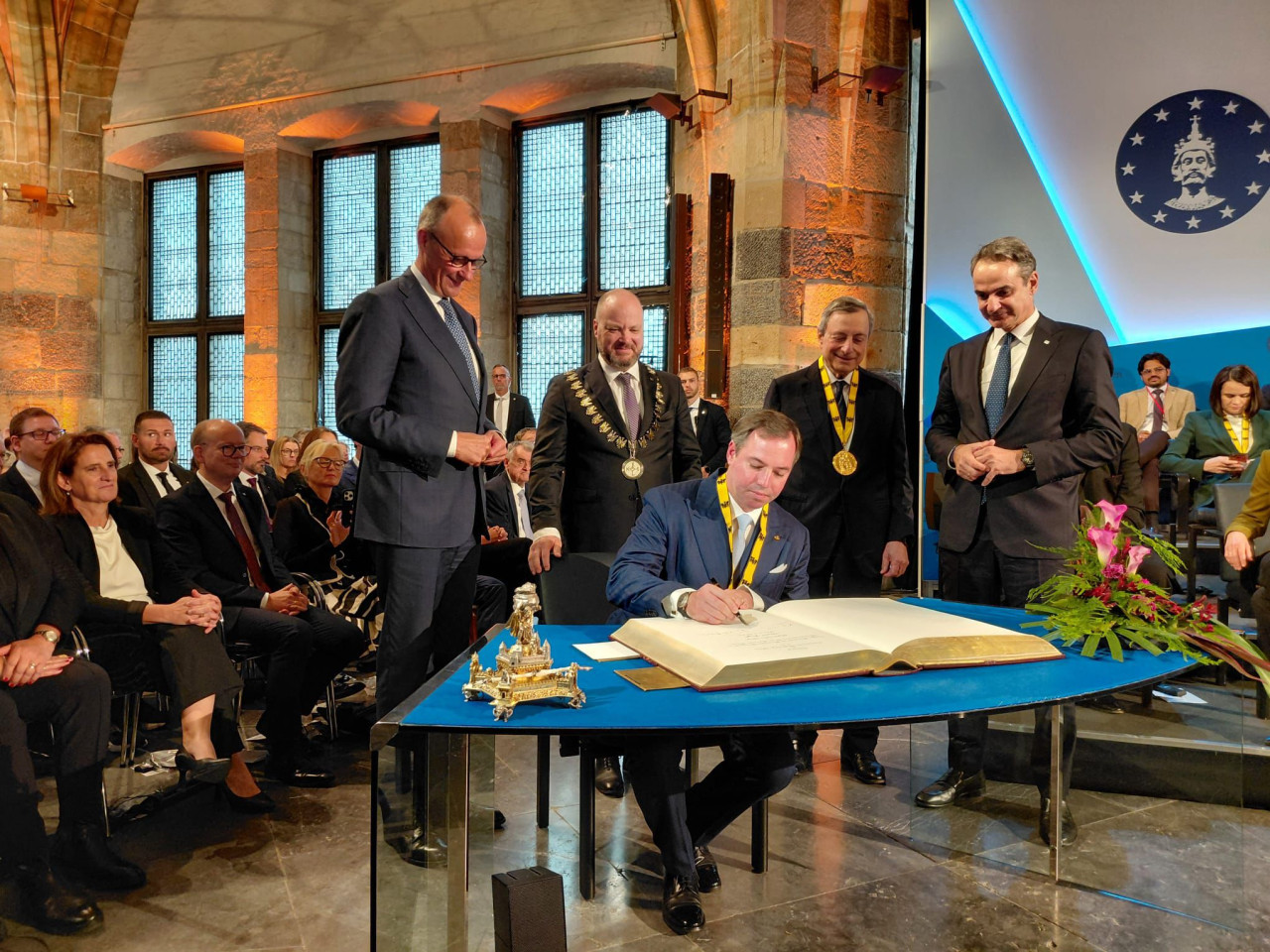 Remise du Prix International Charlemagne au Prof. Mario Draghi