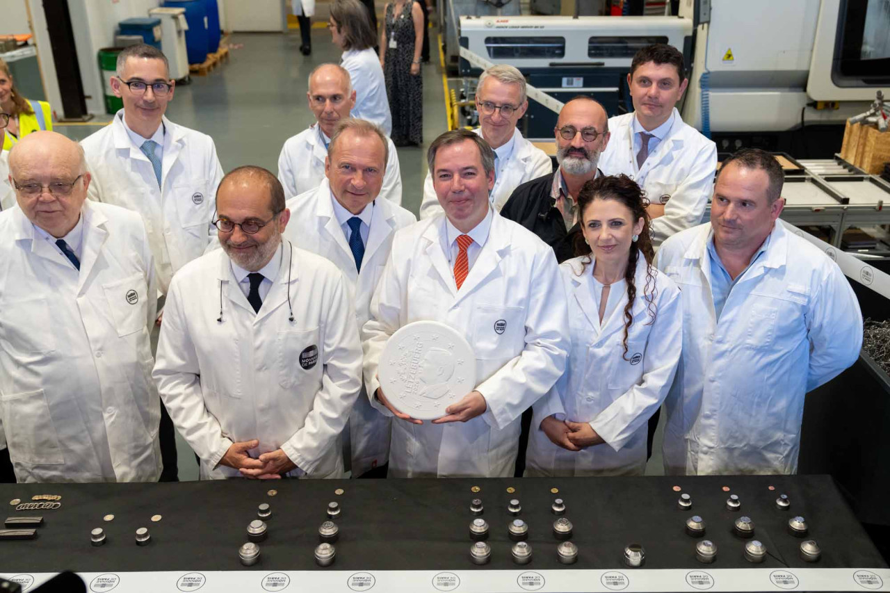 Nei Serie vu Lëtzebuerger Euroe mam Mënzebild vum Grand-Duc goufe gepräägt, a Presenz vum Staatschef