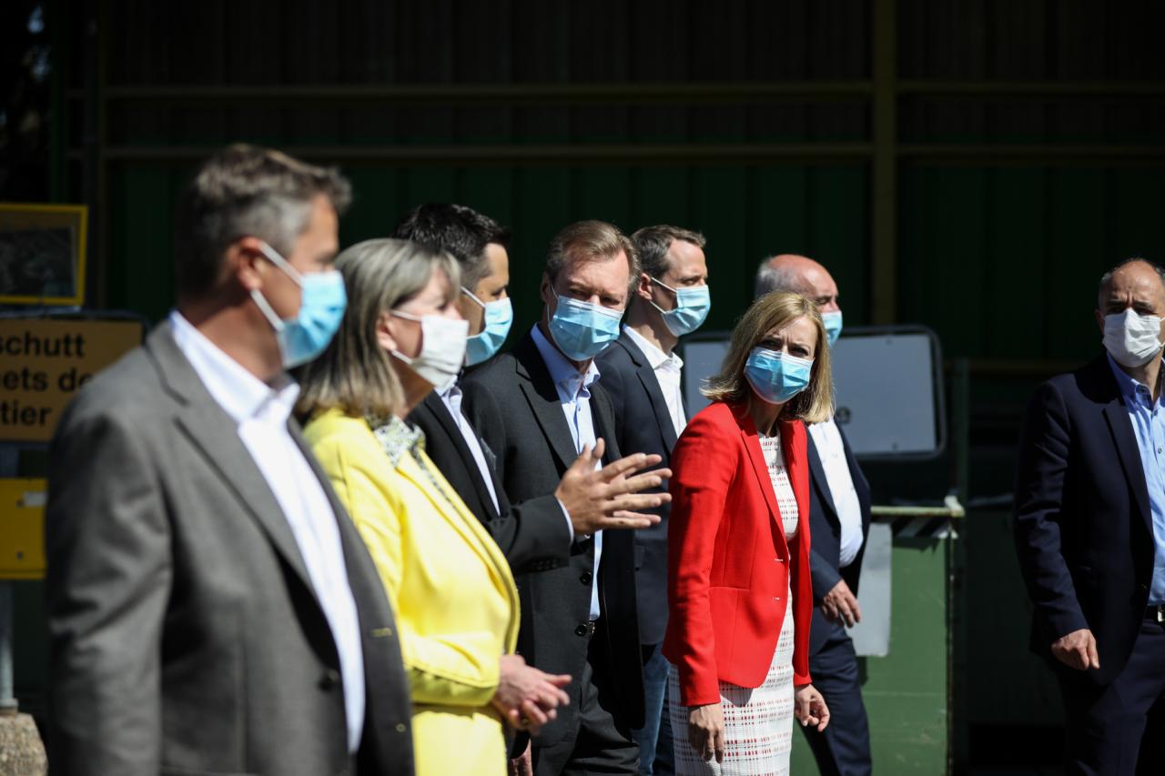 Le Grand-Duc a visité le du Centre de recyclage et Service Hygiène de la Ville de Luxembourg