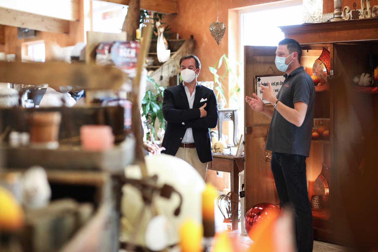 Le Prince héritier a visité la fabrique de bougies "Käerzefabrik"