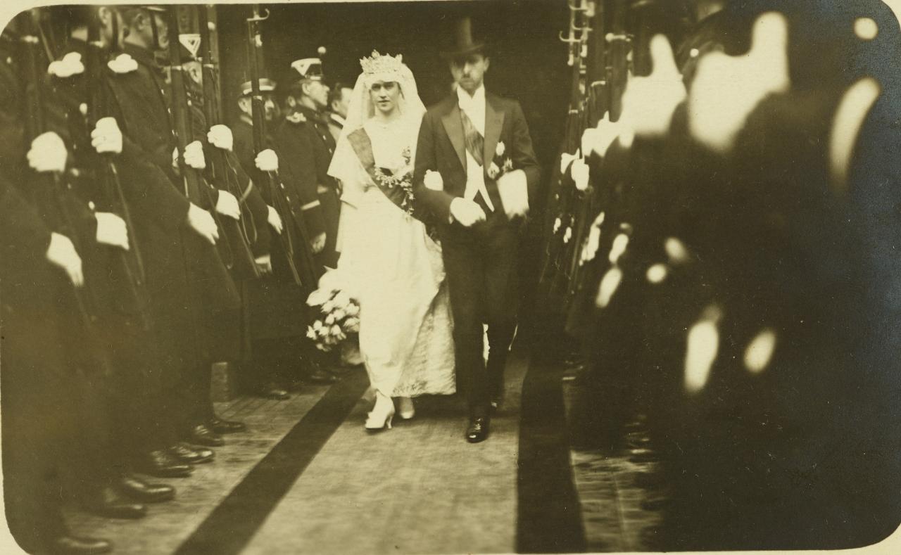 S.A.R. la Grande-Duchesse Charlotte épouse le Prince Félix