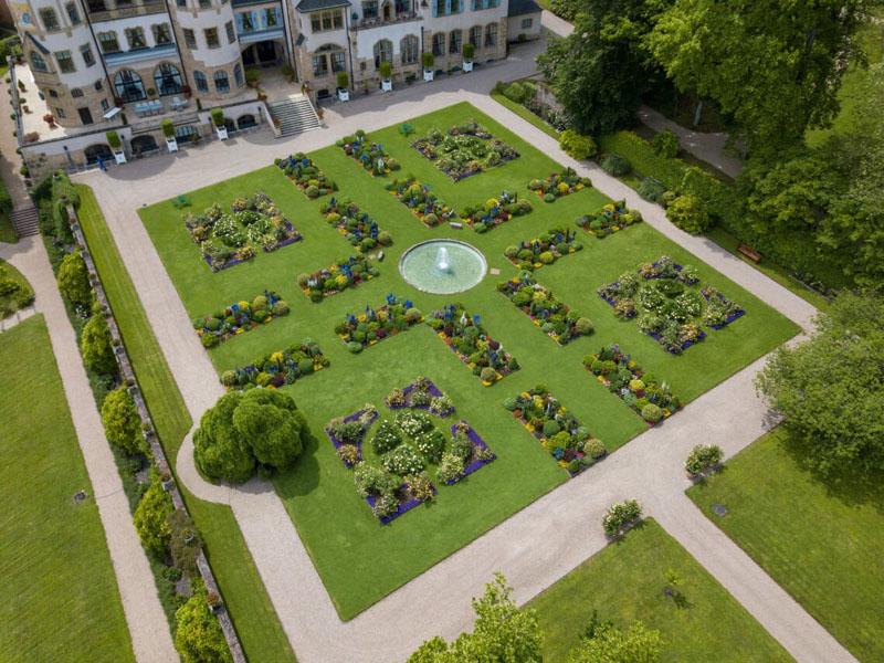 Aerial view of the Berg Castle gardens