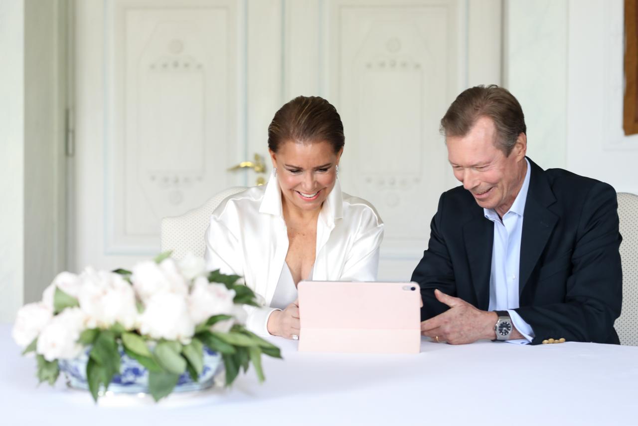 The Grand Duke and the Grand Duchess shows their happiness after the birth of Prince Charles