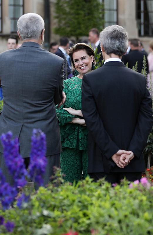 Garden Party at Berg Castle