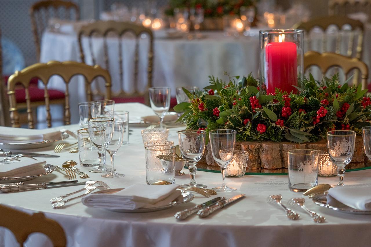 Weihnachtsdekorationen auf Schloss Berg