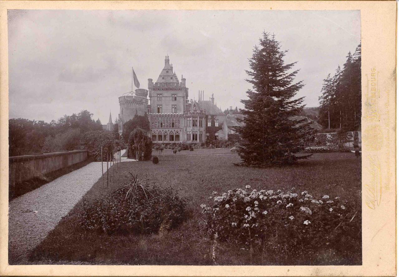 Vue extérieure de l'ancien Château de Berg