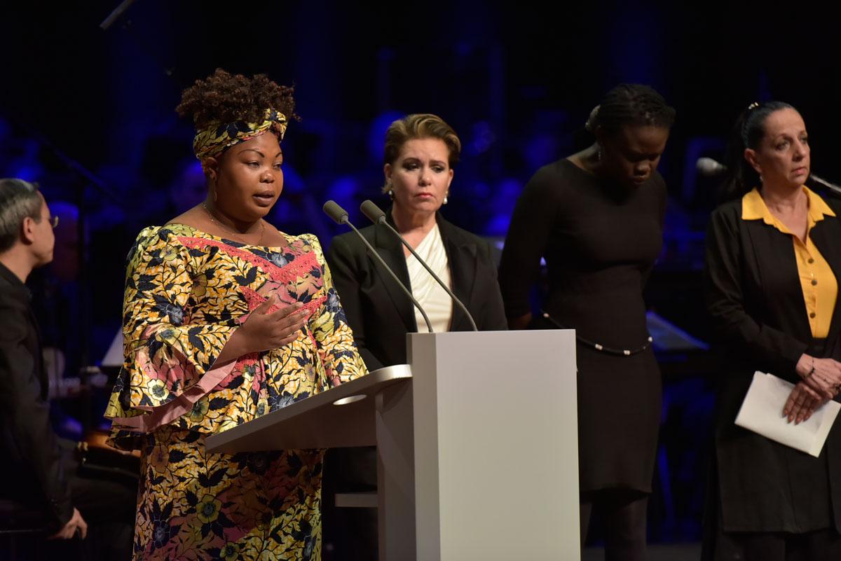 Gala-Abend in der Philharmonie anlässlich des internationalen Forums "Stand Speak Rise Up!"