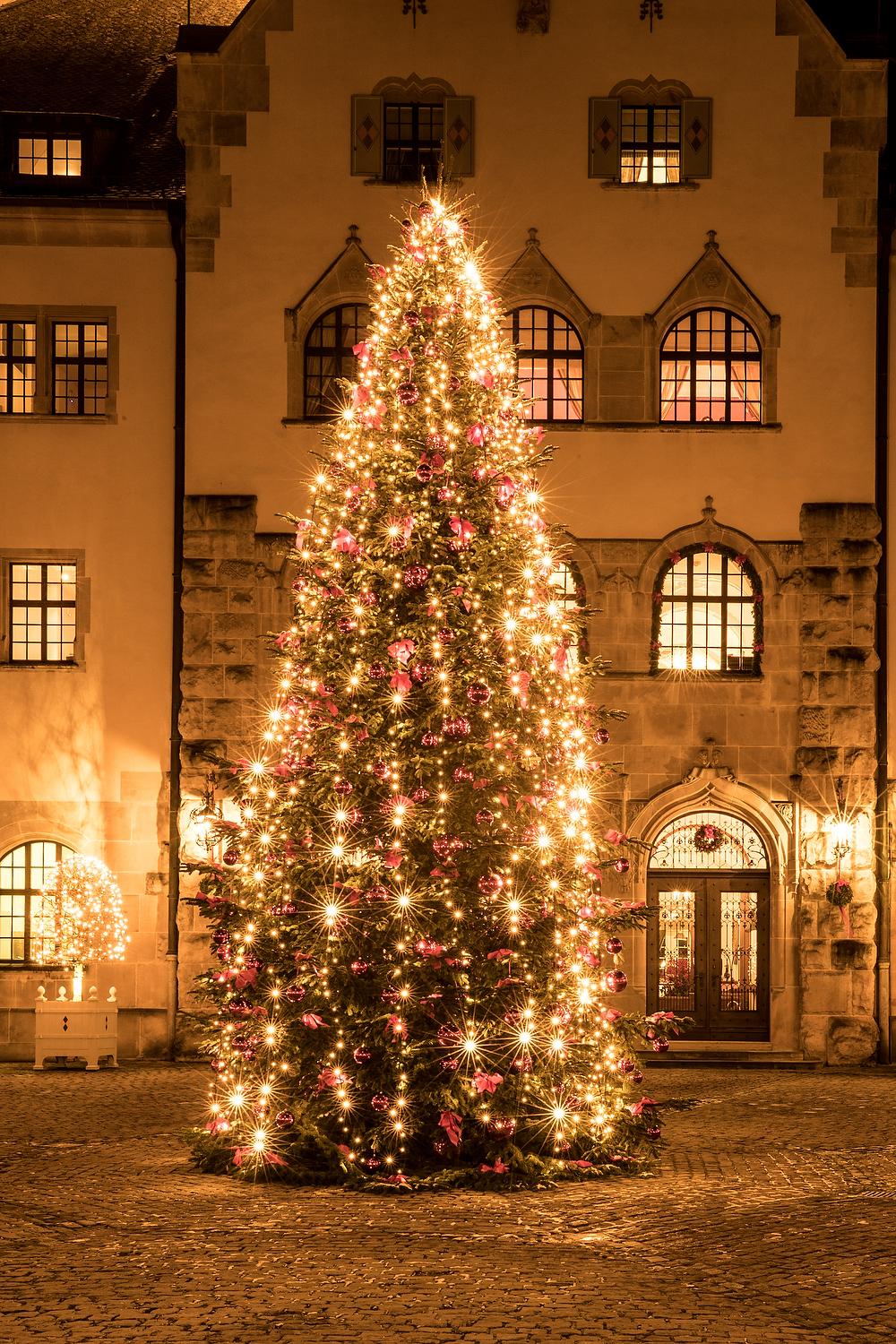 Christmas decorations at Berg Castle - December 2017