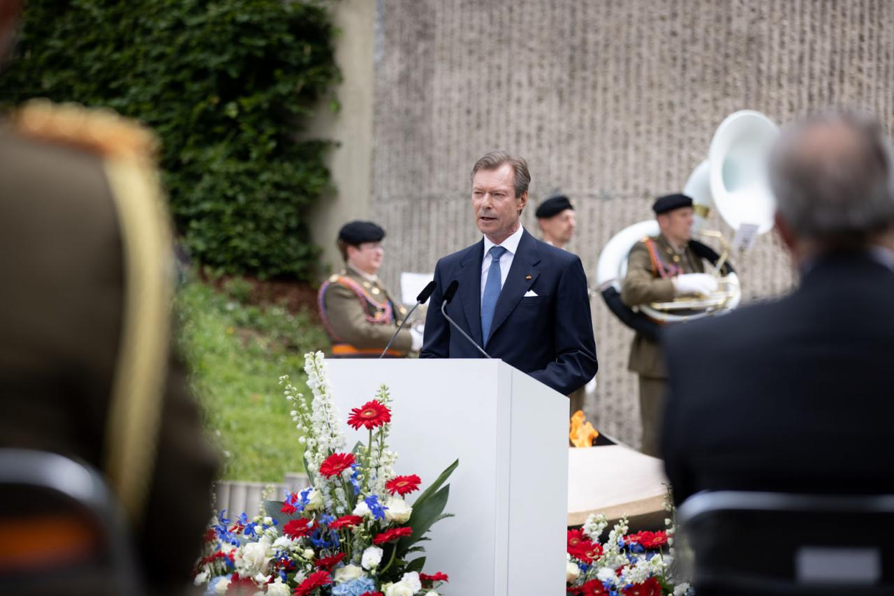 Le Grand-Duc prononce un discours durant la cérémonie