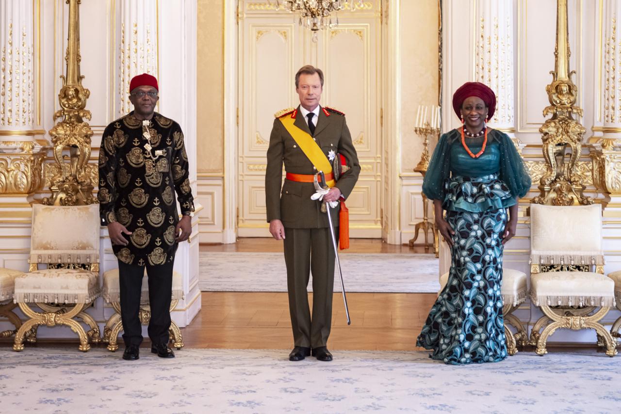 Le Grand-Duc et S.E.M. Obinna Chiedu ONOWU