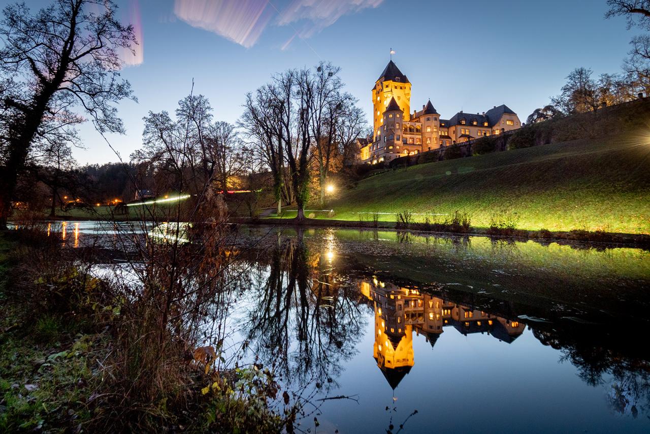 Weihnachtsdekorationen auf Schloss Berg