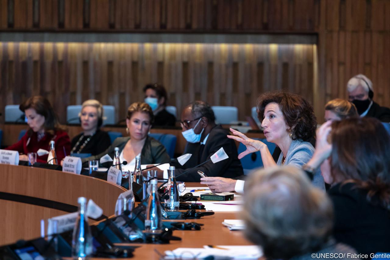 Audrey Azoulay s'exprime devant les participants à la réunion UNESCO
