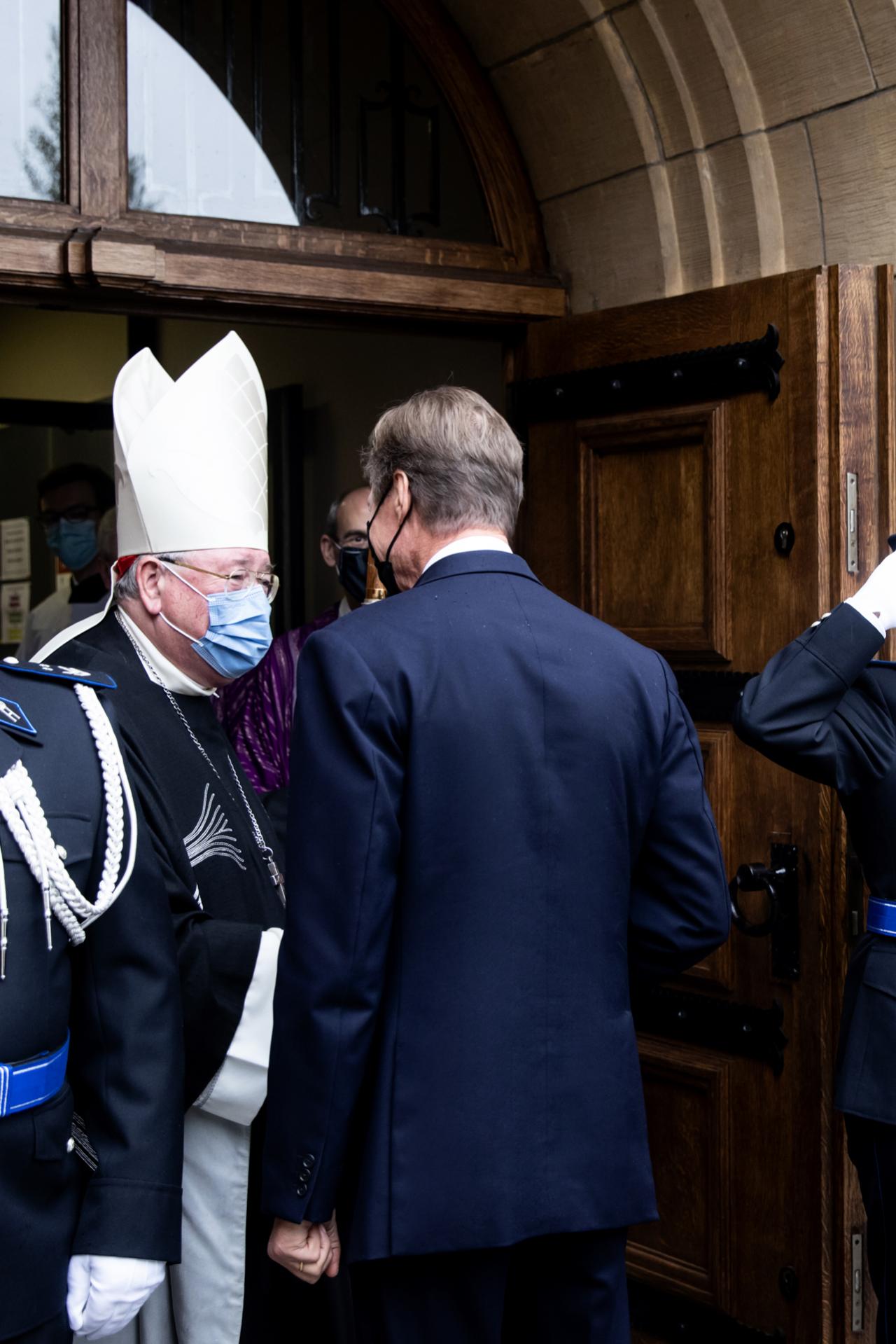 Le cardinal Jean-Claude Hollerich accueille le Grand-Duc