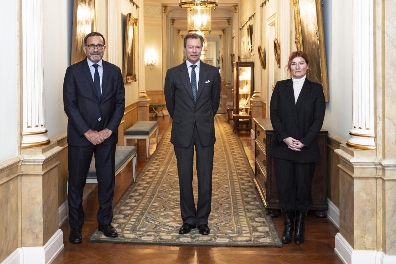 Photo souvenir du Grand-Duc avec le Dr. Raphaël Pitti et Karolina Markiewicz