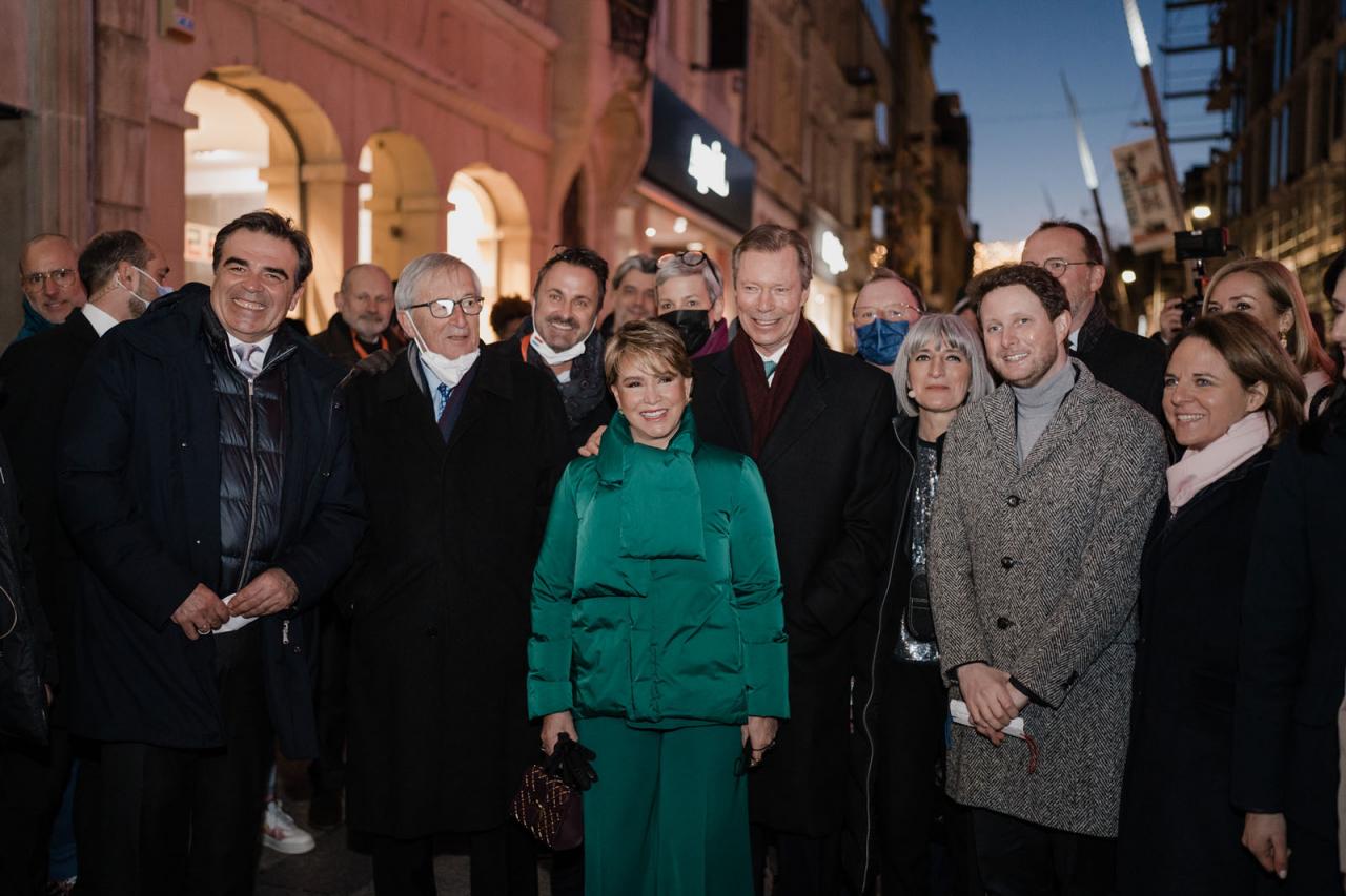 Photo souvenir des invités dans les rues d'Esch-sur-Alzette