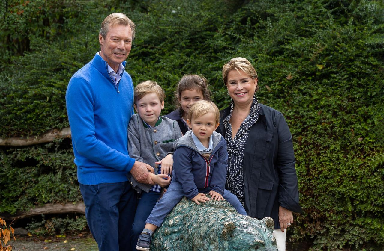 Photo de famille à l'entrée du parc