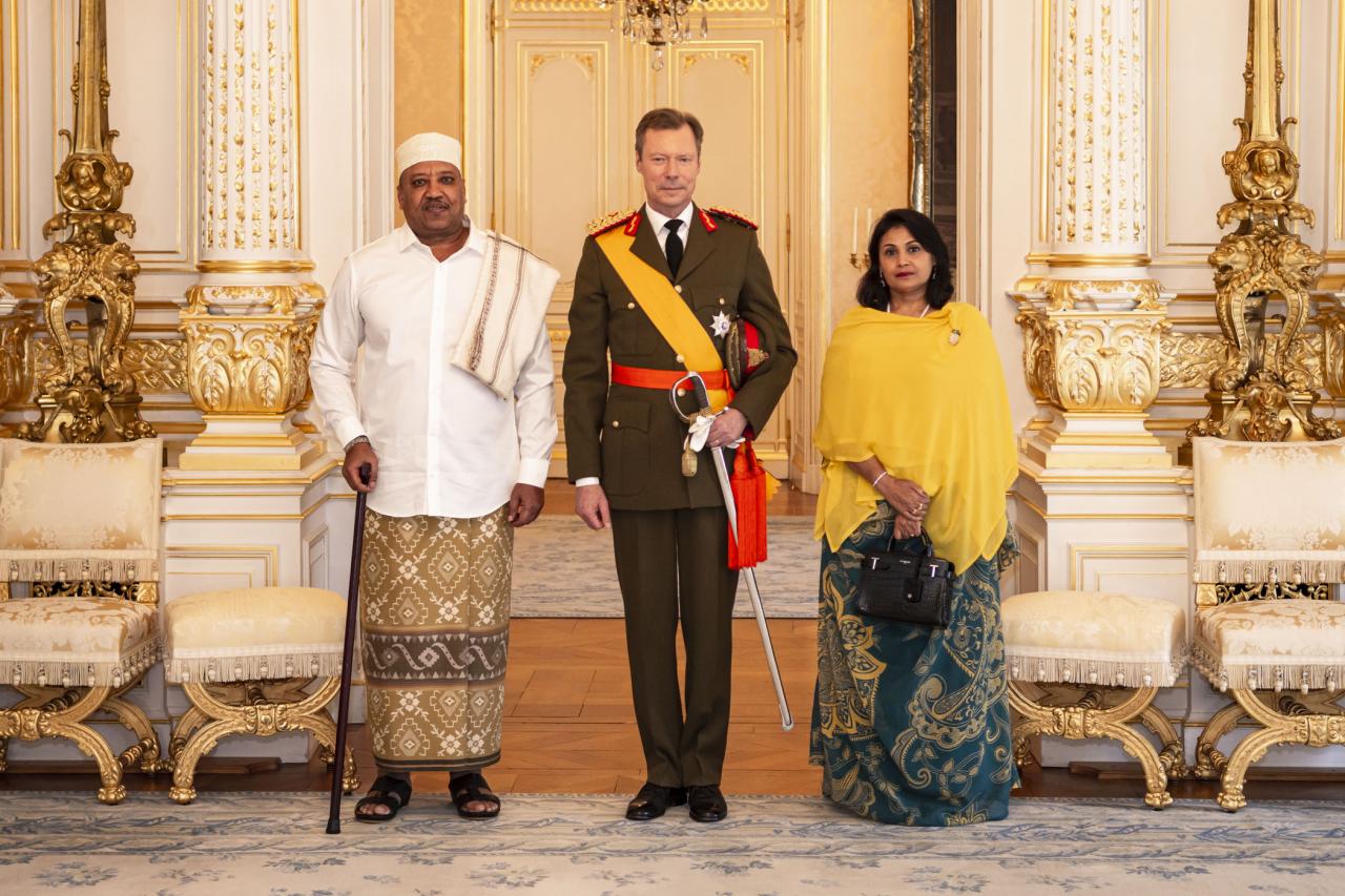 Le Grand-Duc et S.E.M. Aden Mohamed DILEITA