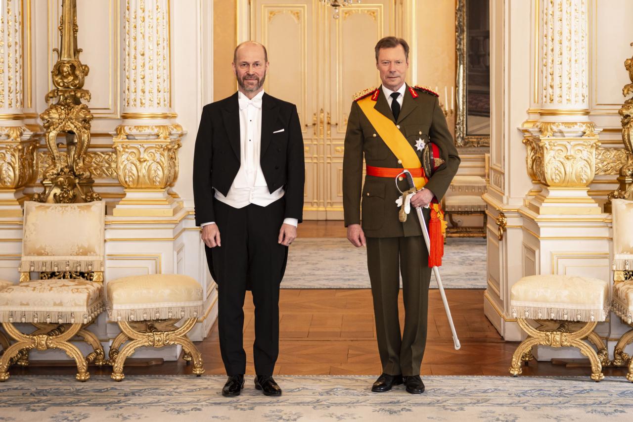 Le Grand-Duc et S.E.M. Jouko LEINONEN