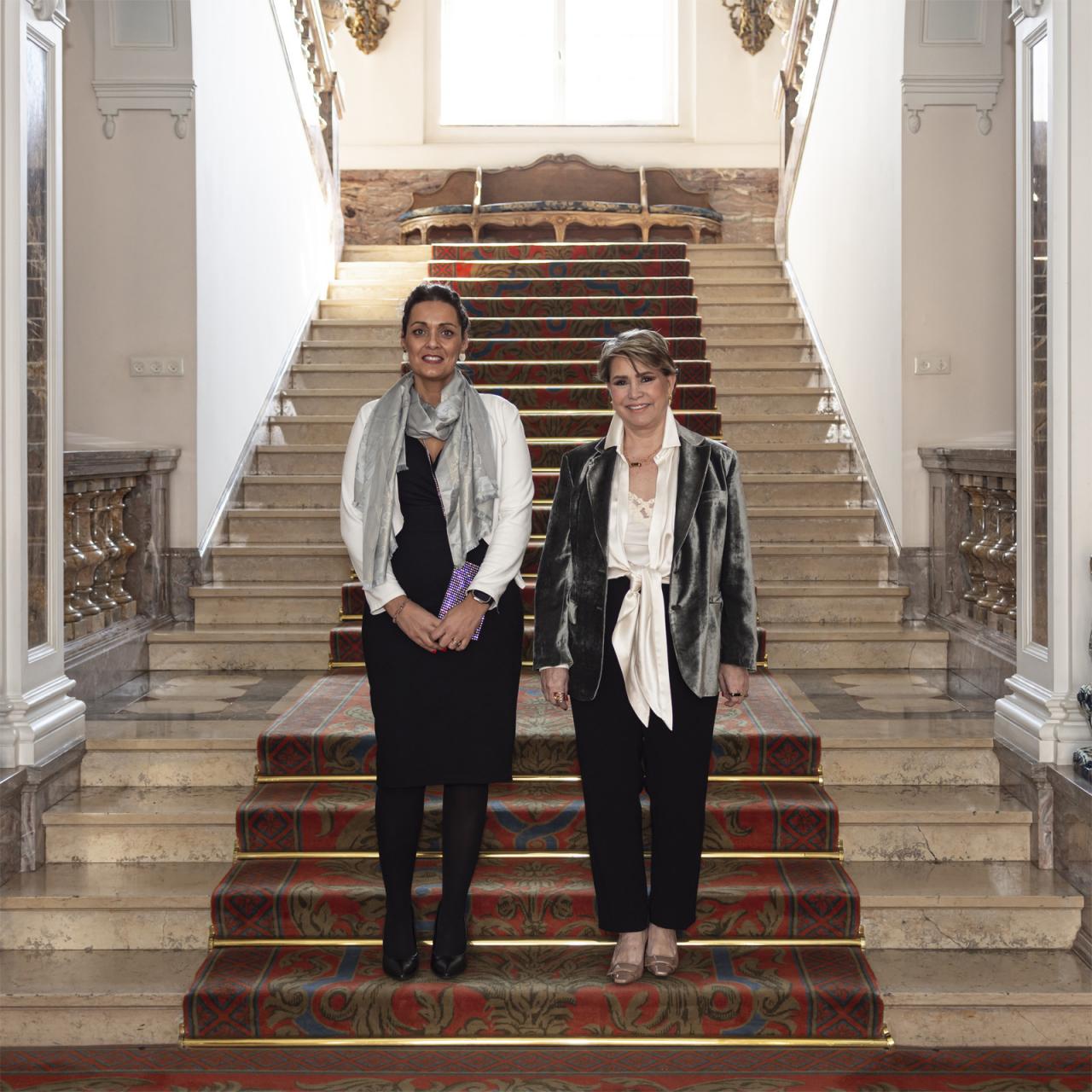 La Grande-Duchesse et Ana Pinto lors de la photo officielle