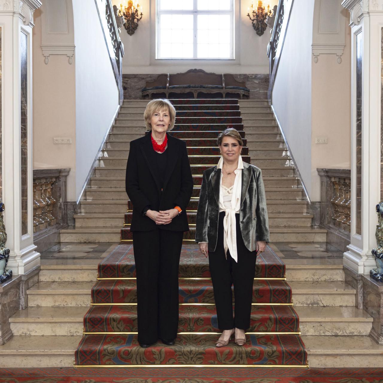 La Grande-Duchesse et Danièle Wagener lors de la photo officielle