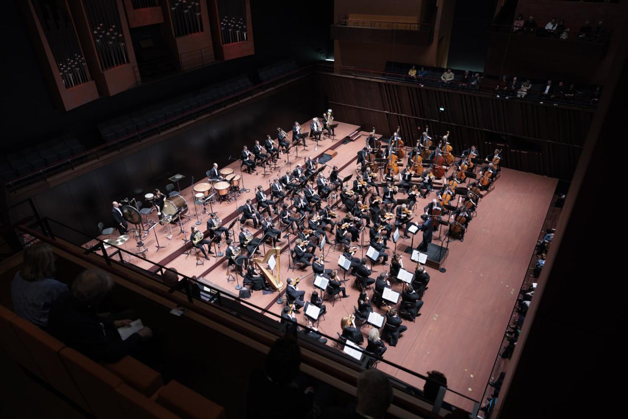 Vue aérienne de l'orchestre symphonique