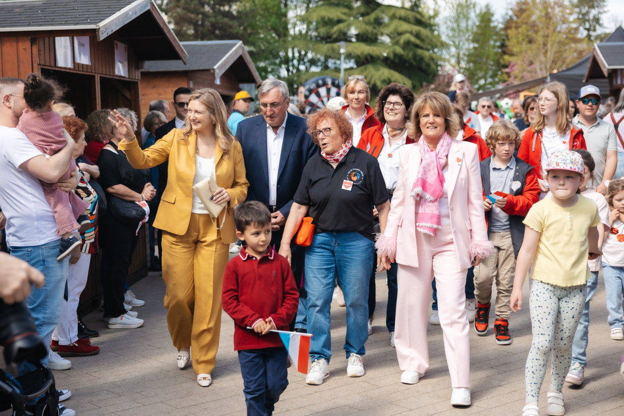 D’Grande-Duchesse huet de Centre de promesses zu Rodange besicht.