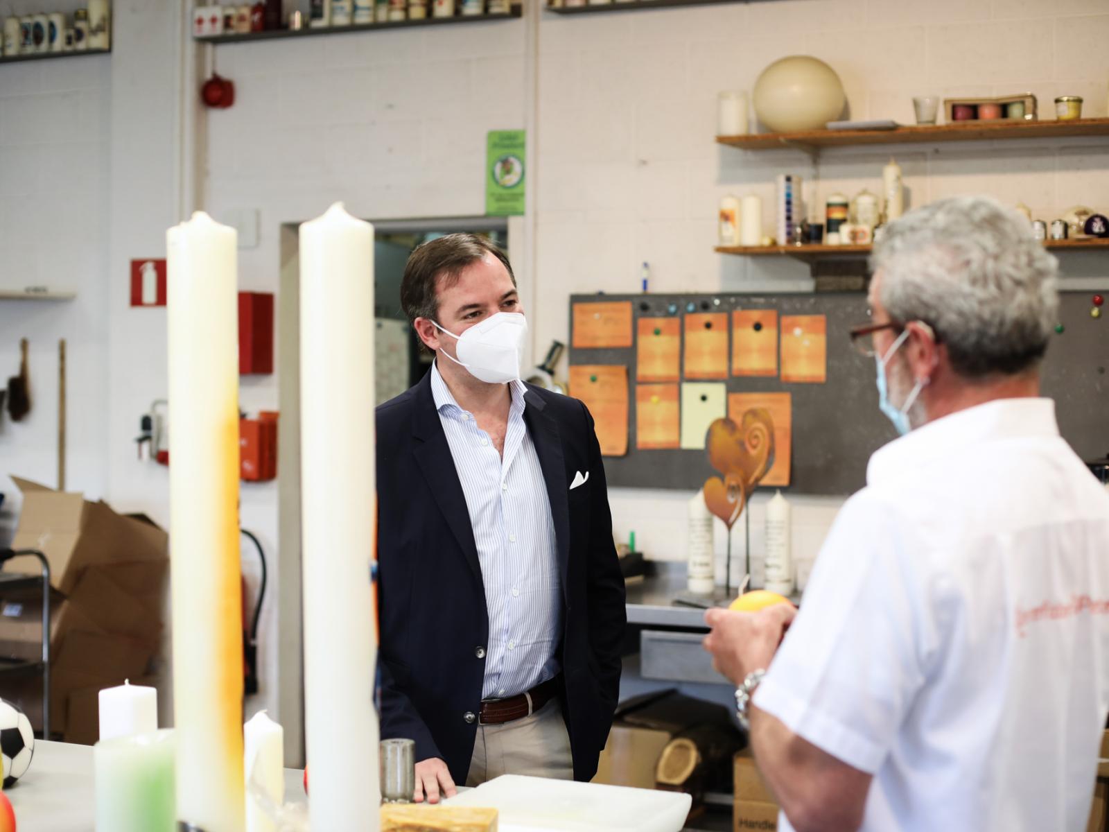 Le Prince héritier a visité la fabrique de bougies "Käerzefabrik" 