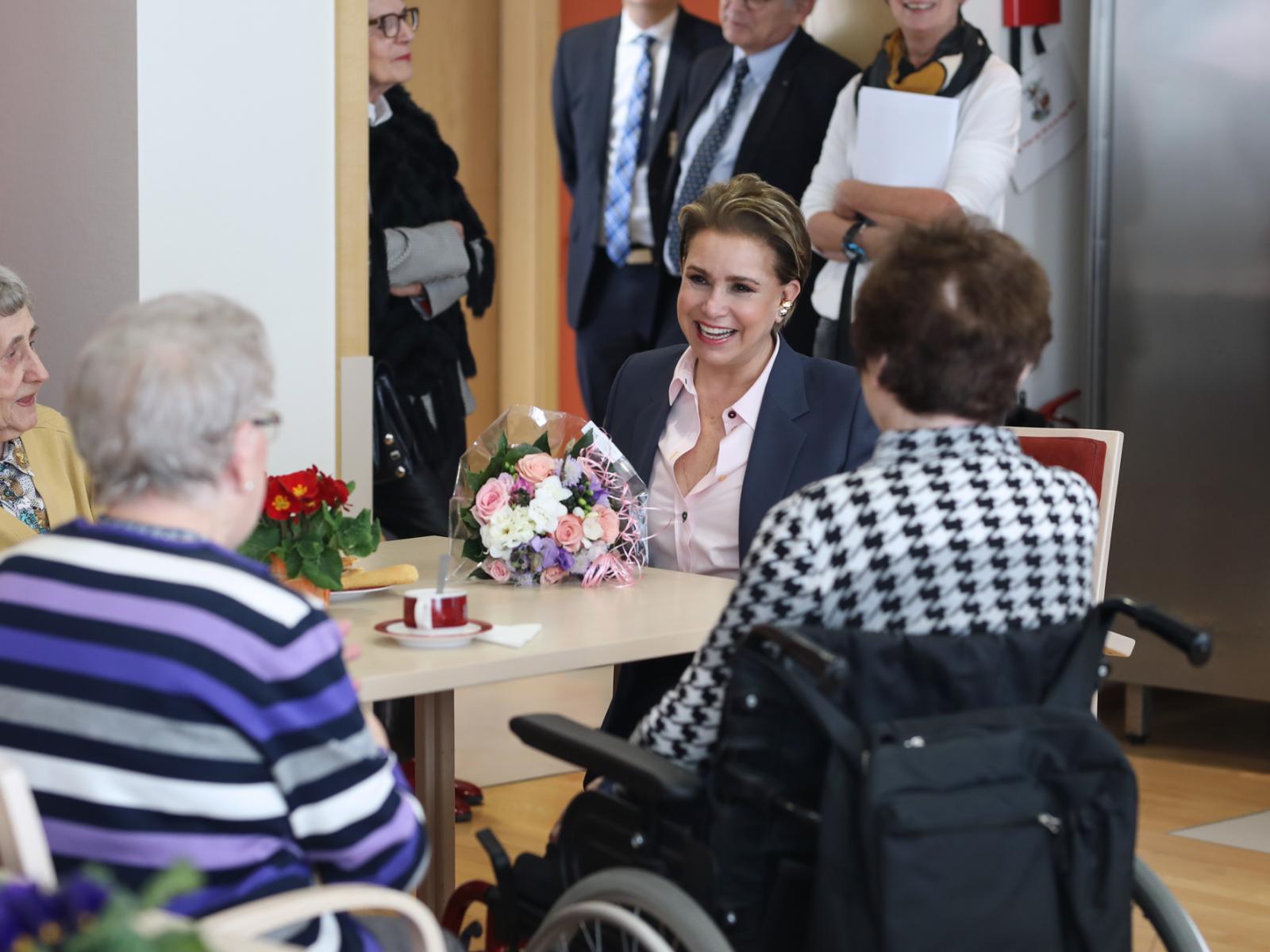 The Grand Duchess visiting the 'Pontalize Center'