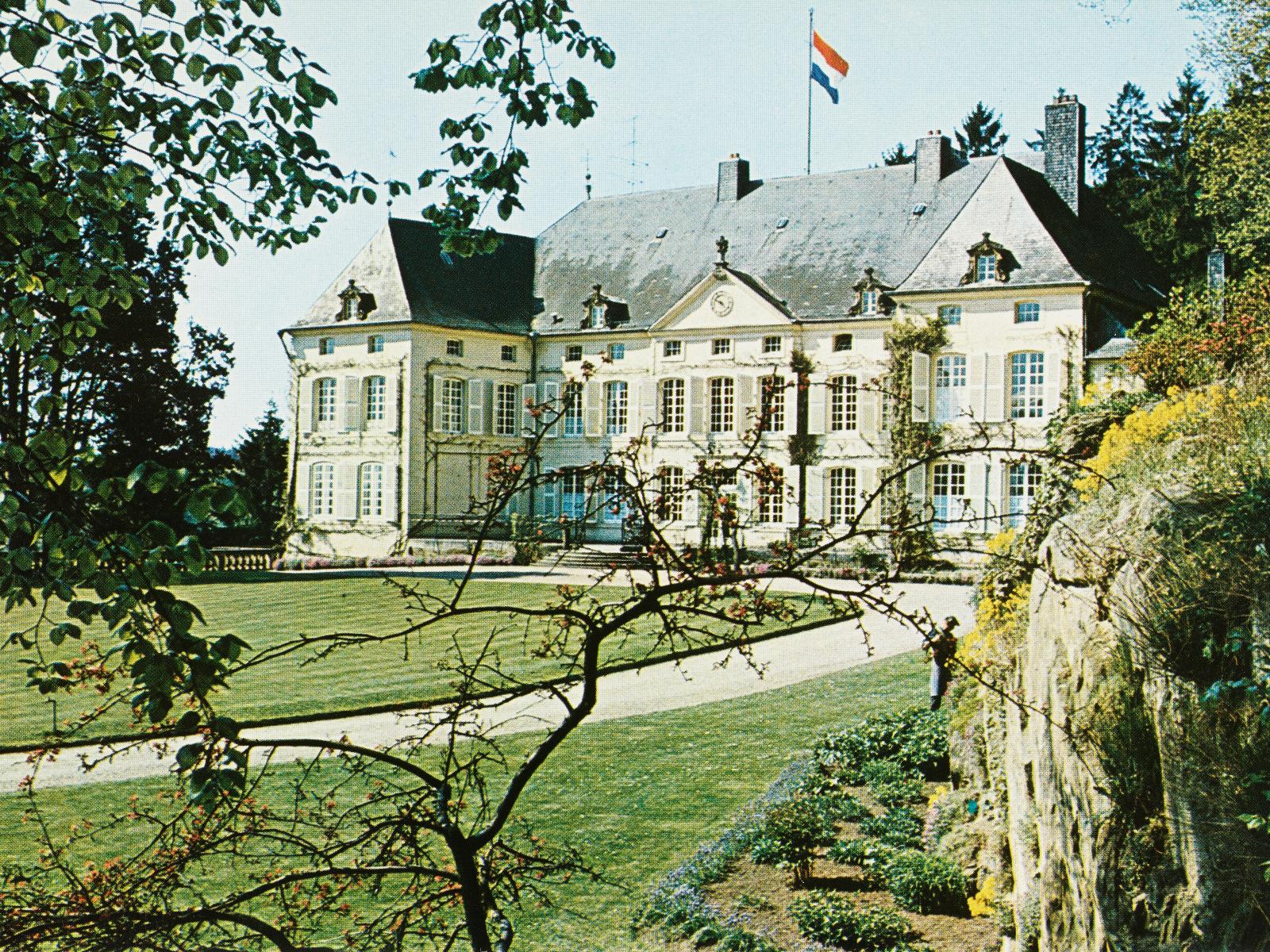 Carte postale de la façade du Château de Fischbach