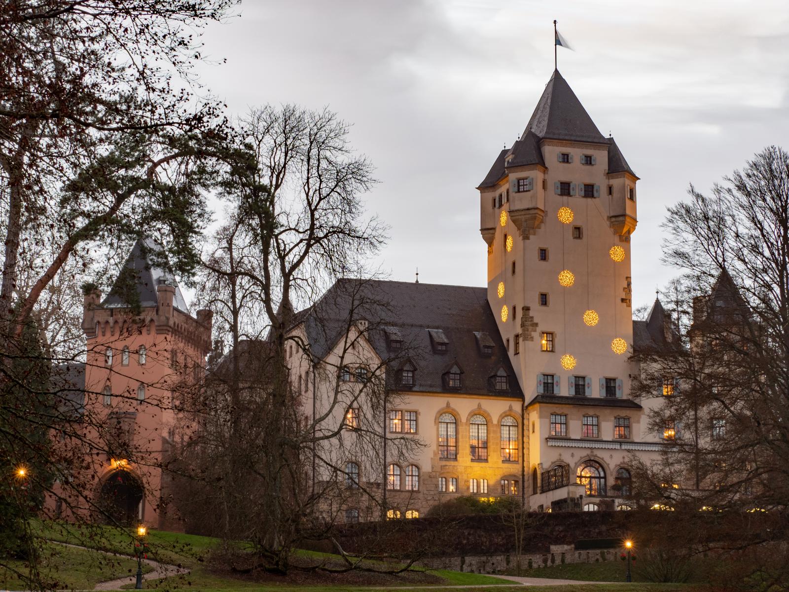 Vue extérieure du Château en automne