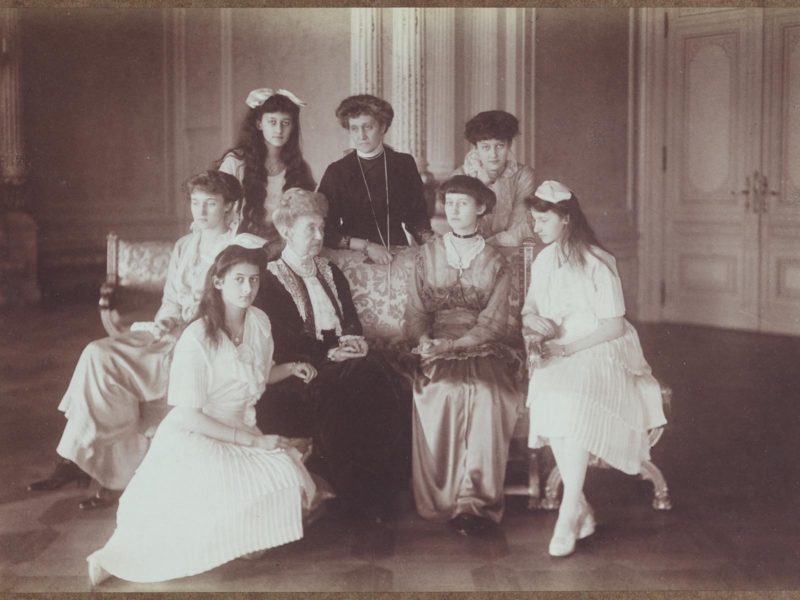 Grand Duchess Adelheid Marie and Grand Duchess Maria Ana with her six daughters