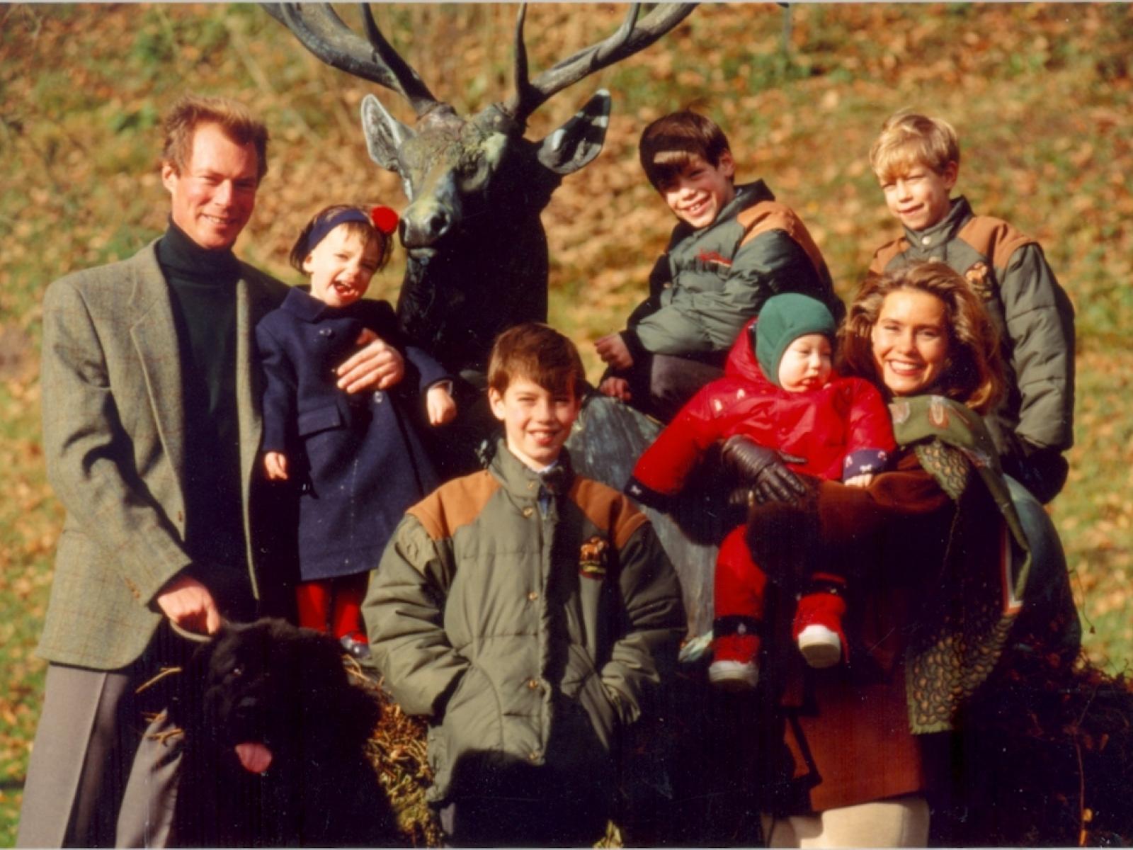 Die großherzogliche Familie im Herbst auf Schloss Fischbach
