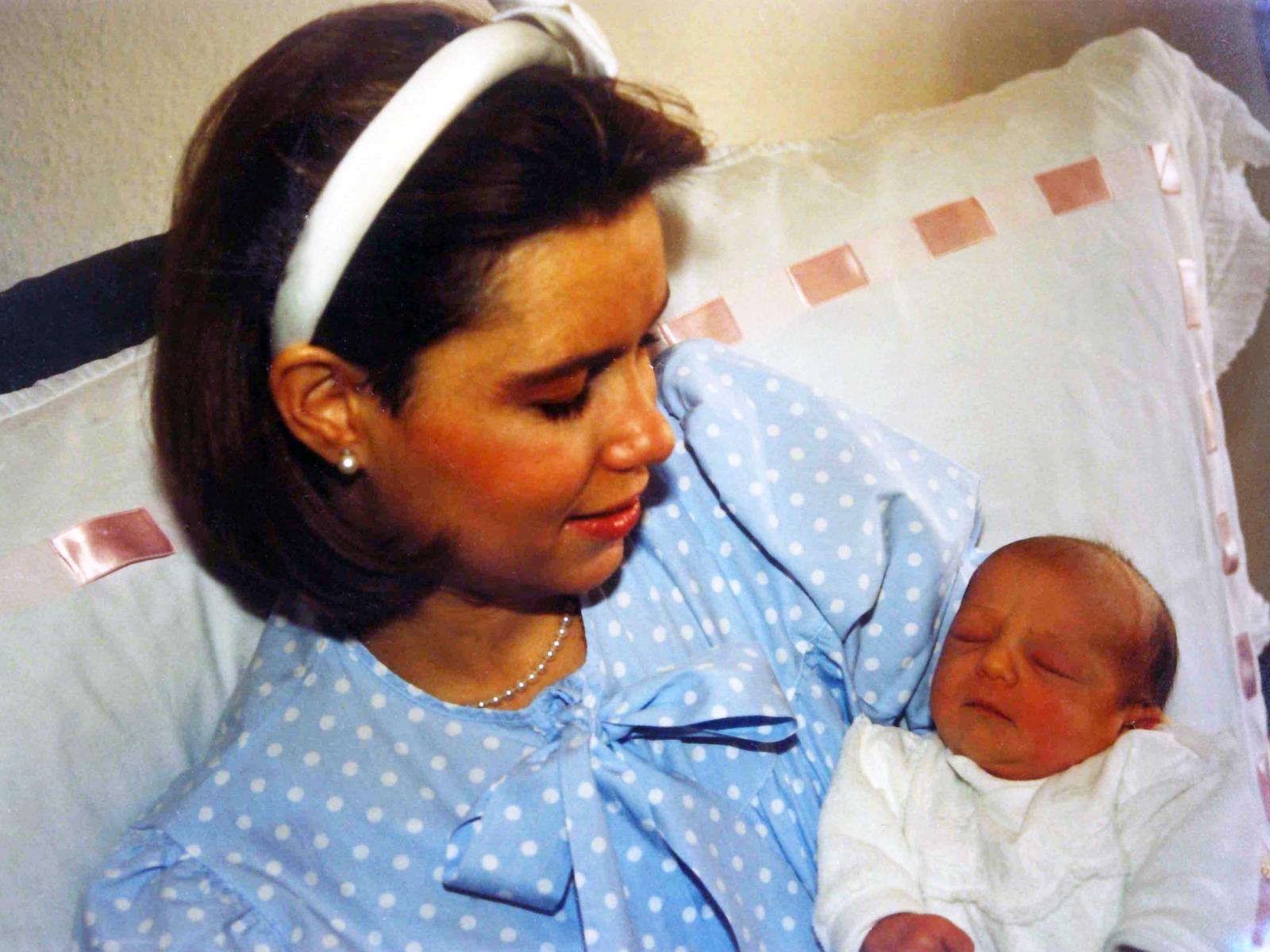 Foto der Geburt von Prinzessin Alexandra in der Entbindungsklinik