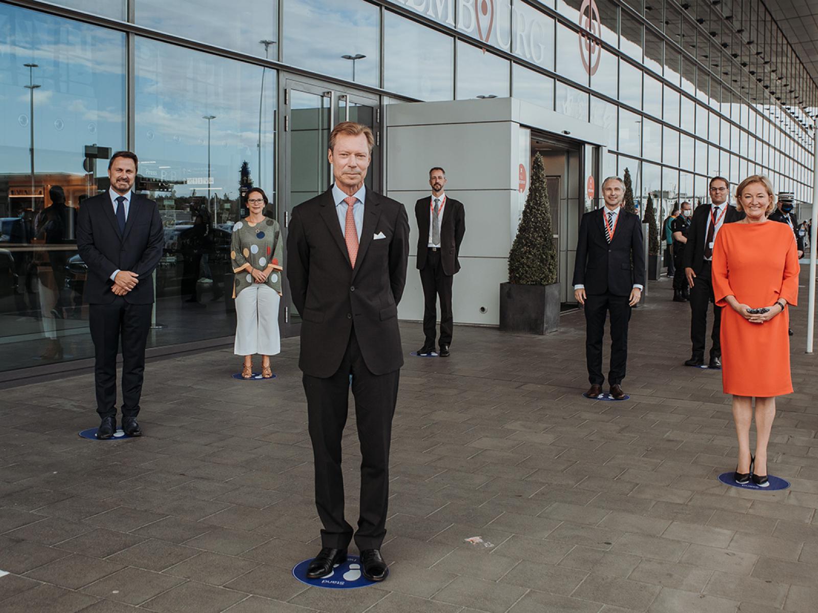 Le Grand-Duc a visité le centre de test COVID-19 - Lux-Airport