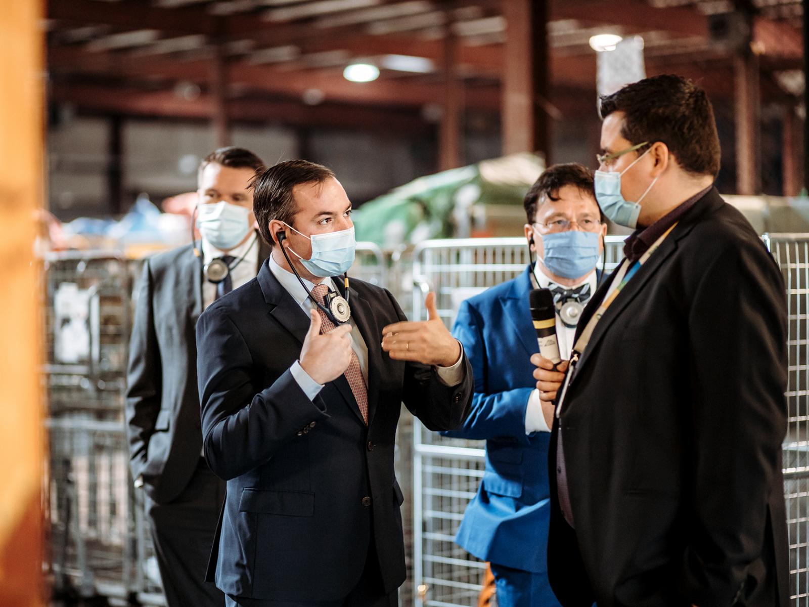 Le Grand-Duc héritier visite le hall de POST Logistics