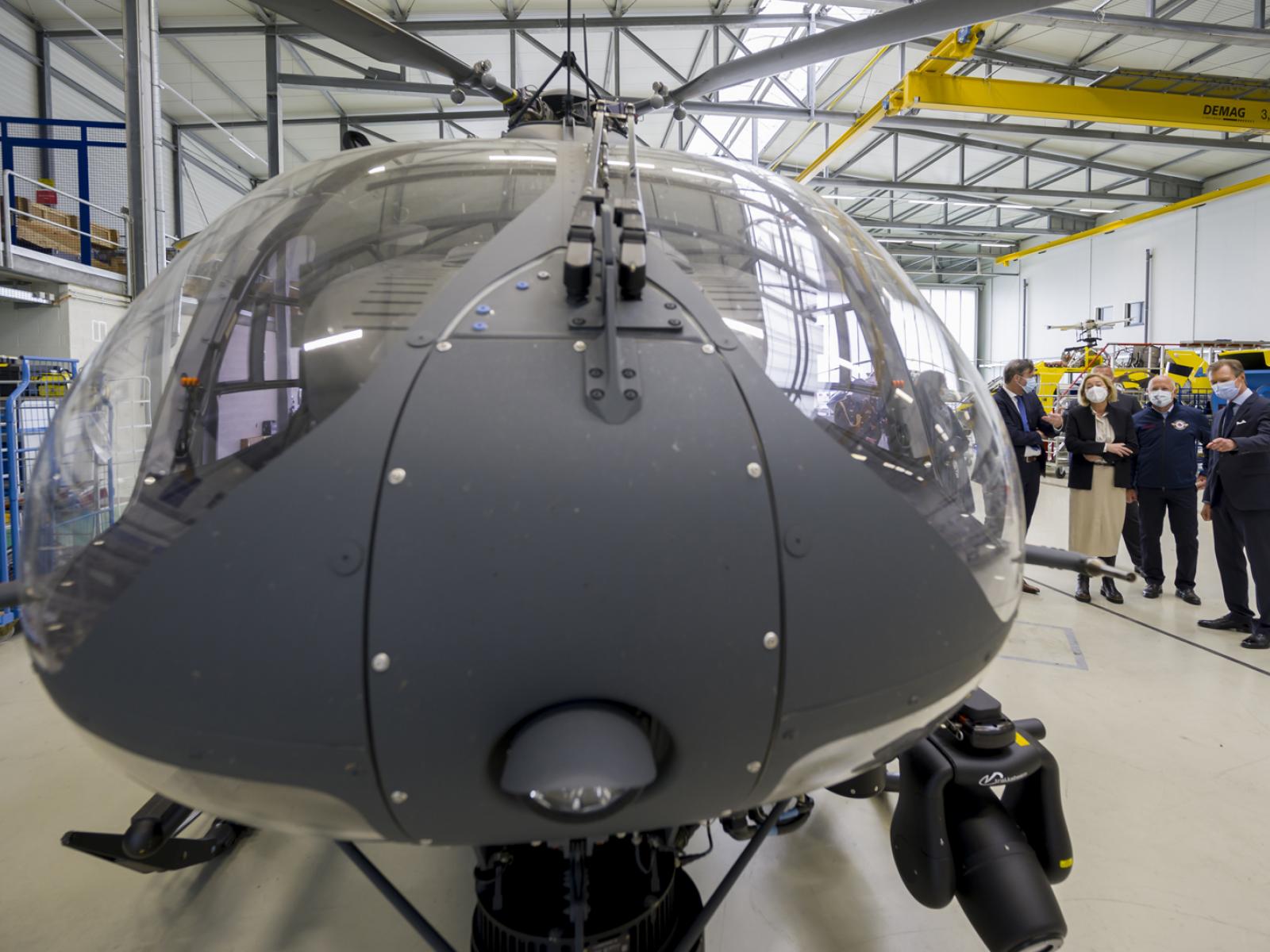 Visite du hangar de la Luxembourg Air Rescue