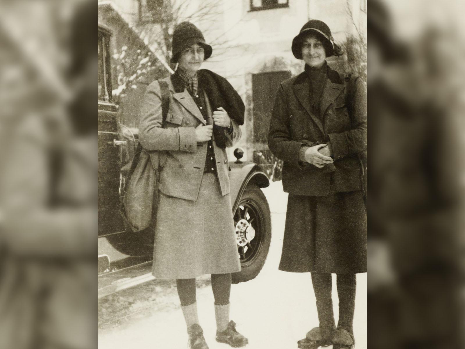 Photographie de 1930 de les Princesses Antonia et Sophie