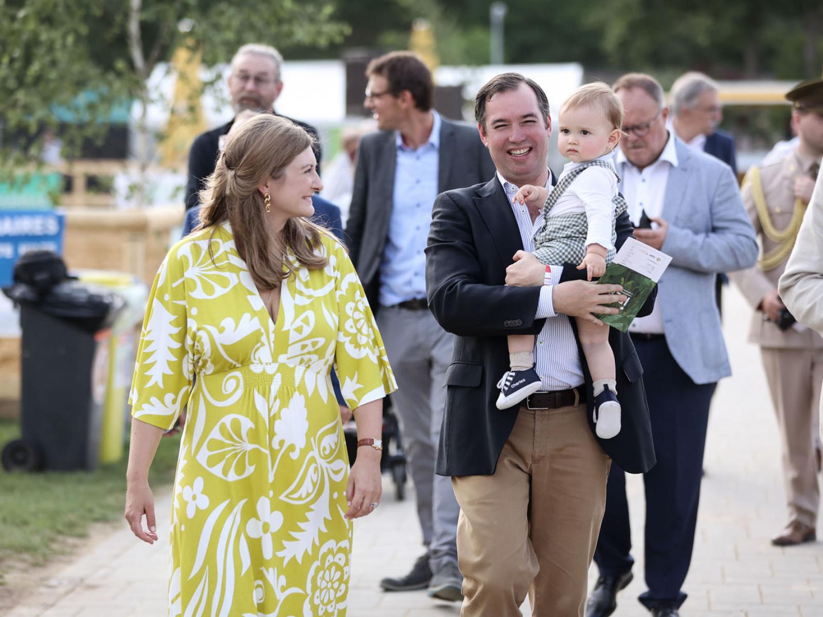 Le Couple héritier et le Prince Charles à la Foire Agricole