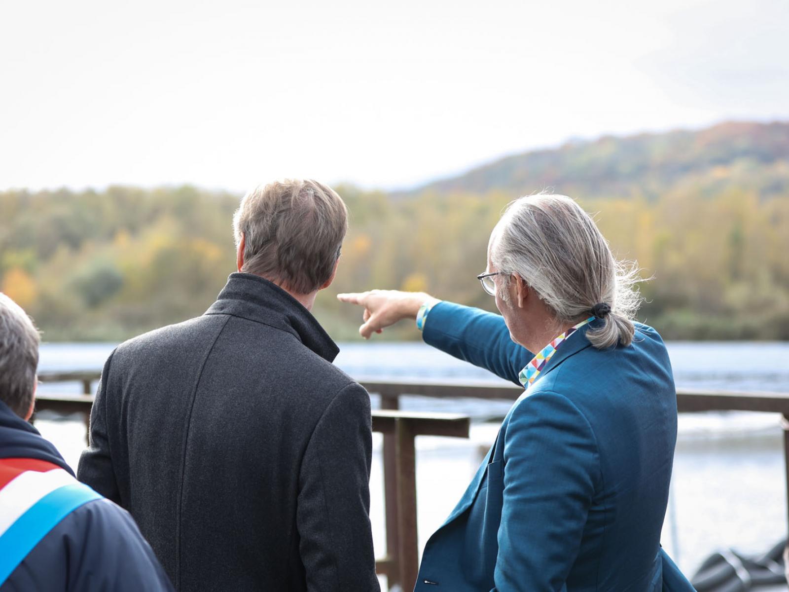 Le Grand-Duc et le ministre de l'Énergie en pleine discussion