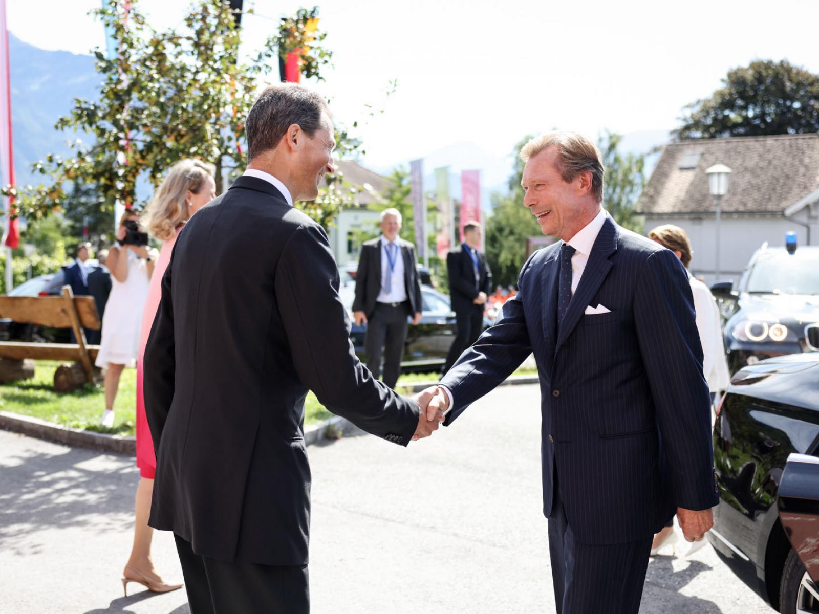 Le Grand-Duc est accueilli par le Prince héritier de Liechtenstein