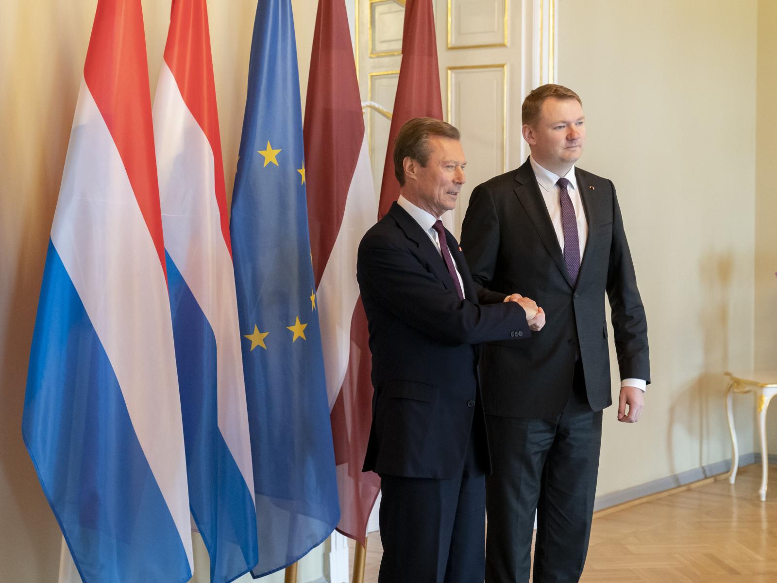 Photo officielle du Grand-Duc avec le Président de la Saeima