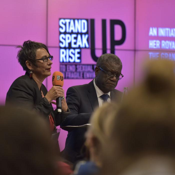 Lors du Forum International "Stand Speak Rise Up!"