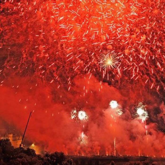 Fête Nationale: retraite aux flambeaux et feu d’artifice