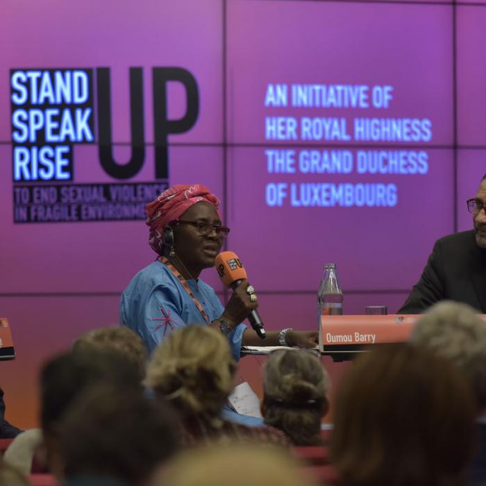 Momente des internationalen Forums "Stand Speak Rise Up!"