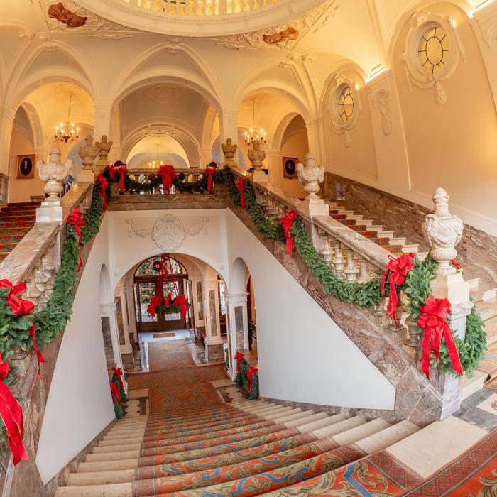 Weihnachtsdekorationen auf Schloss Berg