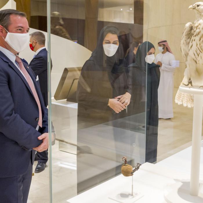 Le Prince Guillaume visite le "Etihad Museum"