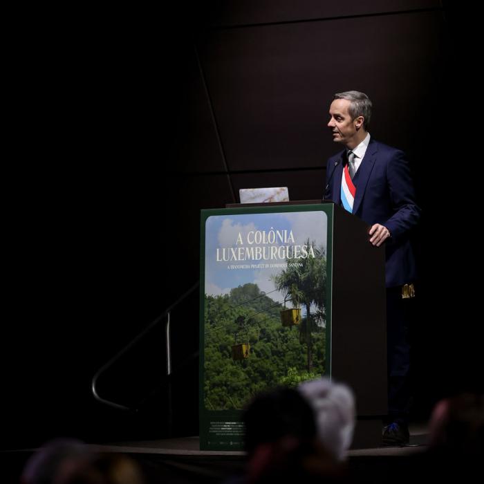 Le bourgmestre de la ville d'Esch-sur-Alzette prononce un discours