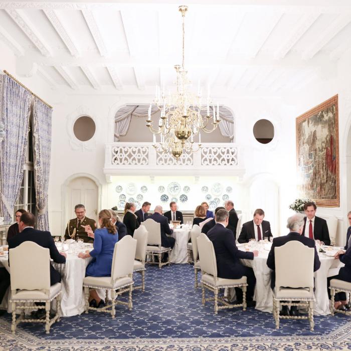 Le dîner s'est tenu dans la salle à manger du château de Berg