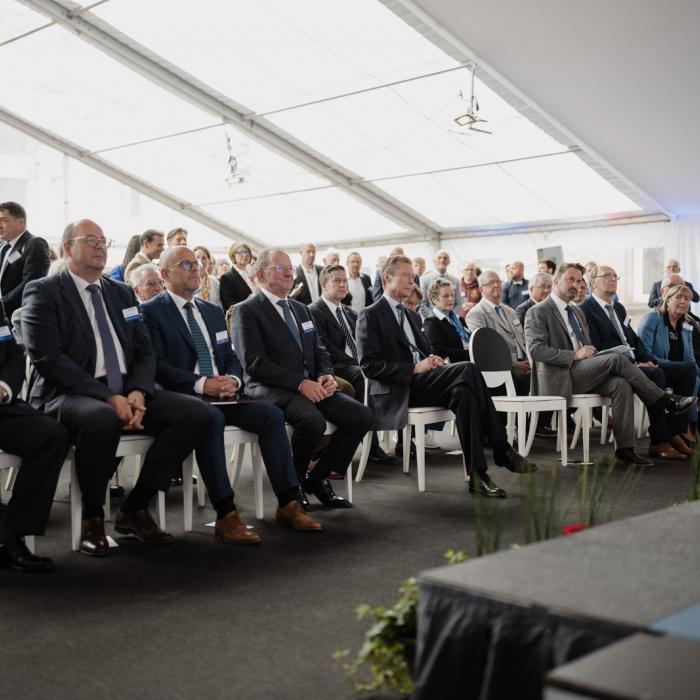 Les invités VIP lors de l'inauguration du nouveau bâtiment de la CMCM